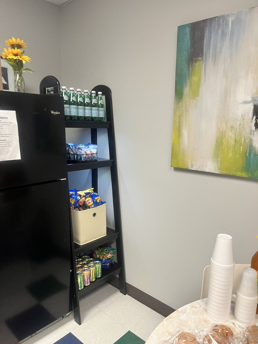 TMSACharlotte's tweet photo. QCSS K-5 teachers got a special surprise this morning from the admin team! Check out their new teacher’s lounge space!
#qcsslions #LionStrong https://t.co/8qb8lOsTm2