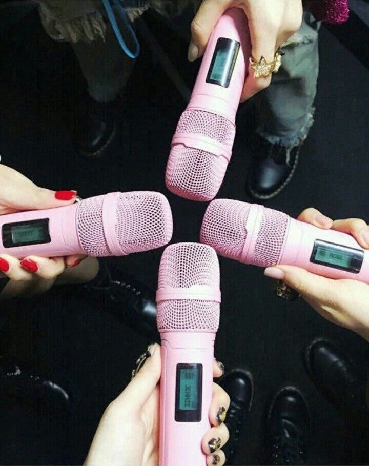 L0VESICKGRLS's tweet photo. https://t.co/UokEyOSZ8s