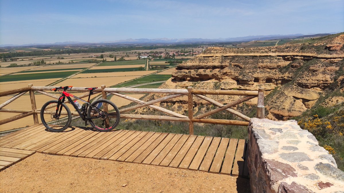 SenraJos's tweet photo. Día de bici https://t.co/pcs5xhZAqZ
