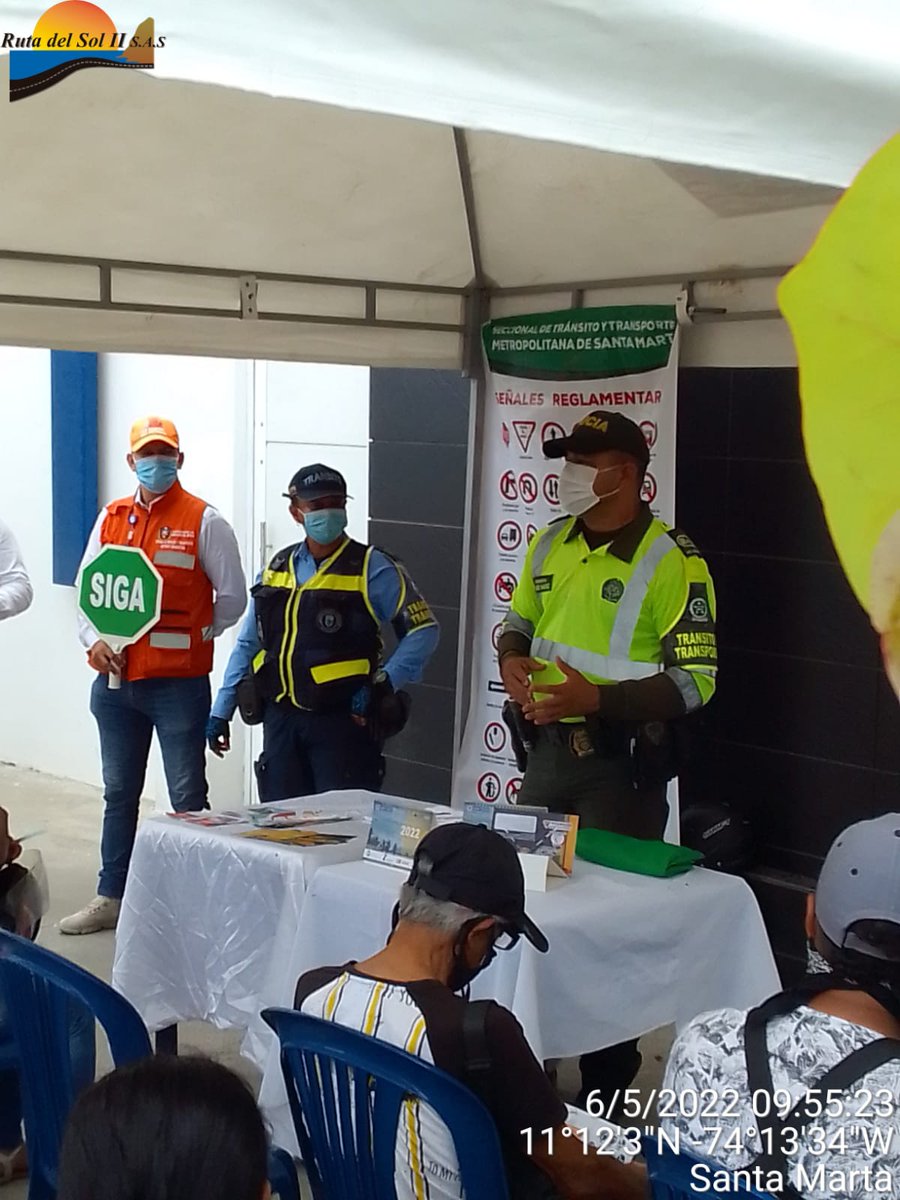 RUTADELSOLII's tweet photo. Iniciamos actividad de prevención vial en Santa Marta - Rodadero, donde tu prioridad es APASIONATE POR LA VIDA, en esta oportunidad los actores viales son los moto taxista y peatones.
RESPETANDO LAS SEÑALES DE TRANSITO TE APASIONAS DE TU VIDA... https://t.co/mc8xTV3JoA