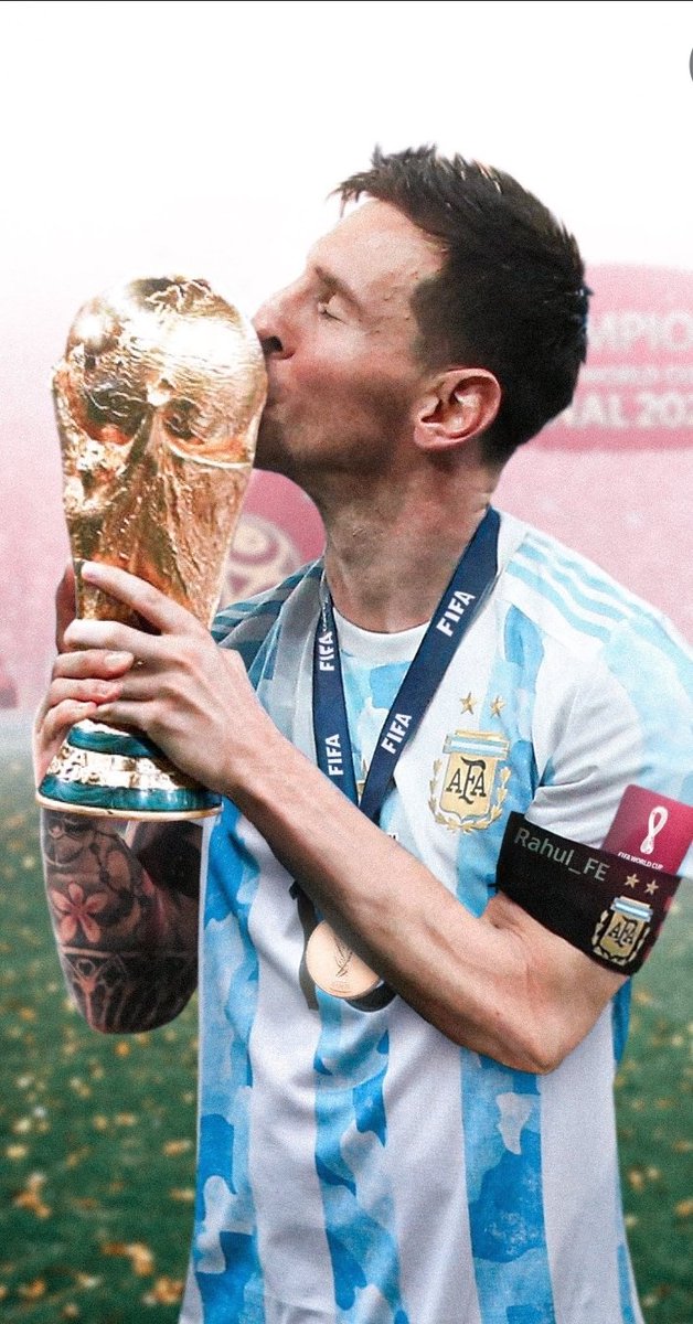 msnixs_1899's tweet photo. Which one do you prefer?

🔄 - A night with transformers Megan Fox
♥️ - Messi wins the WC 2022 https://t.co/NdHMBCwzx6