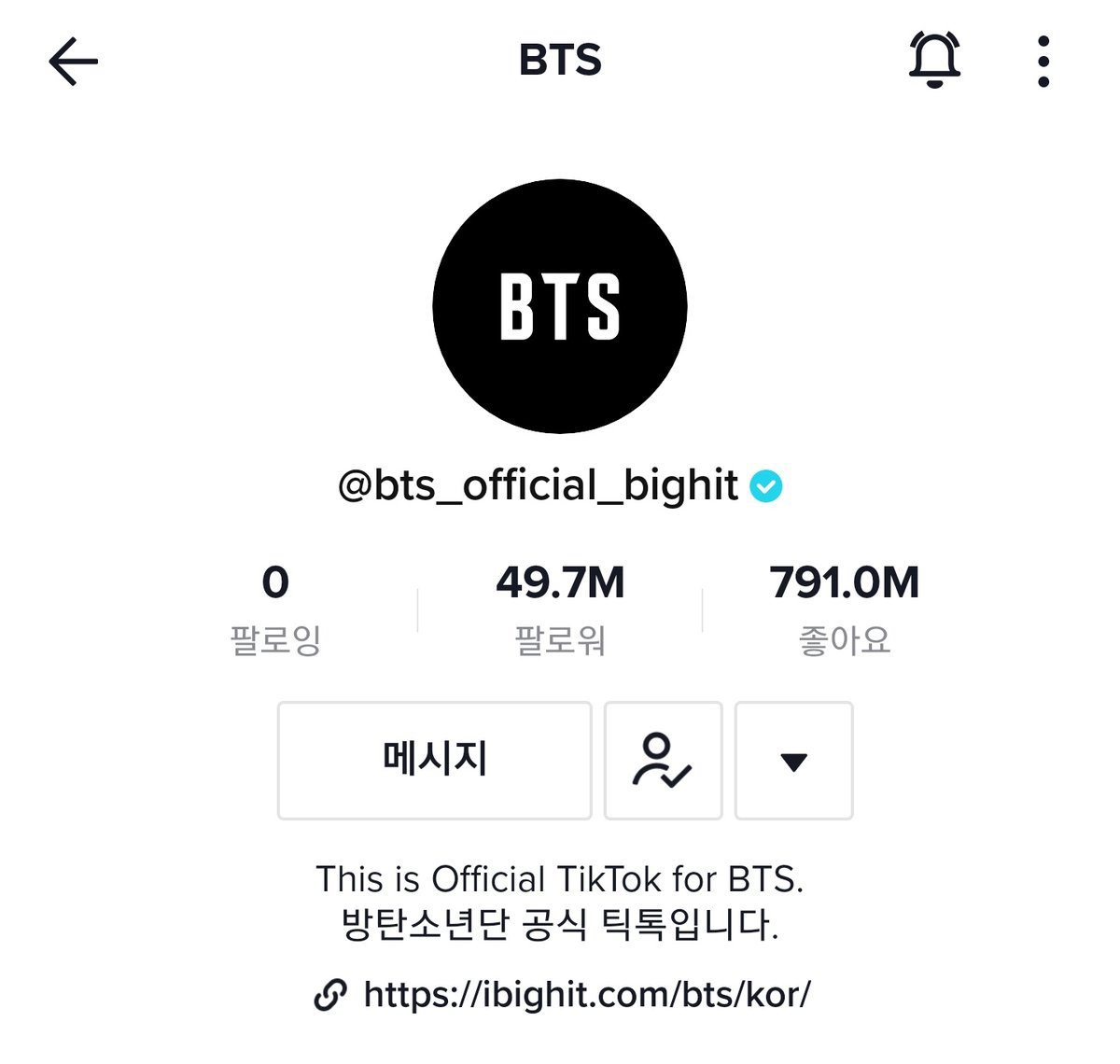 BIGHIT_INFO's tweet photo. BTS new layout update on YouTube, TikTok, Instagram and Facebook !! https://t.co/sg9j56cNeB