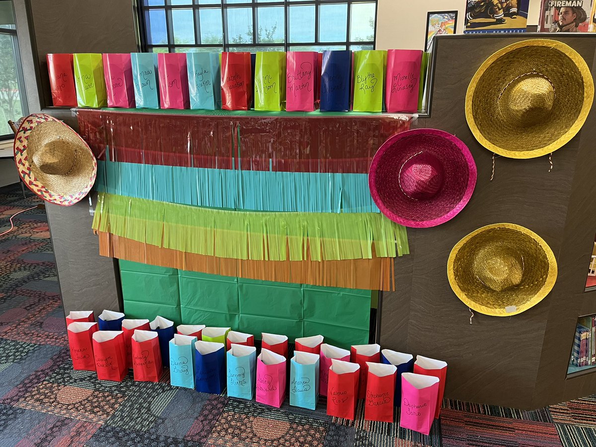 Fiesta Luncheon for our AMAZING teachers today!  I wish you could smell this!!! Yum!! #JESthisisus <a href="/Jarrell_ISD/">Jarrell ISD</a> <a href="/HicksJISD/">Dr. Toni Hicks</a>