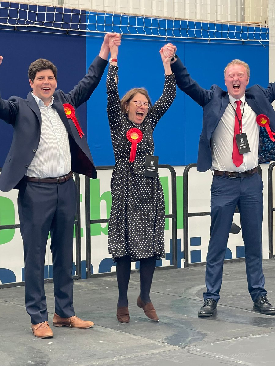 HuwThomasMS's tweet photo. Utterly delighted to be returned along with the amazing @EdwardStubbs and @msjanehenshaw as Councillors in Splott. Truly humbling to increase our majority by 400 - thank you to all who voted for us, and for the small but dedicated team who've helped throughout the campaign. https://t.co/jUDp8sHwqF