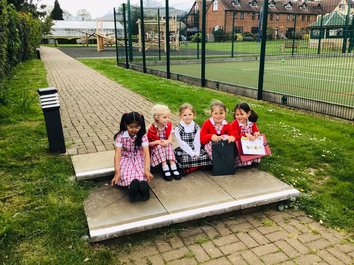 PipersPrePrep's tweet image. #PipersReception and #PipersYear1 discover why Spring is in the air! #PipersPrePrep