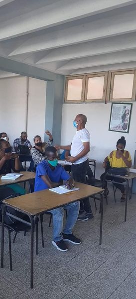 EnmaEsbu's tweet photo. Superación política para directores y estructura municipal, desarrollada en nuestra institución educativa.
" La fortaleza ideológica de un hombre es su mayor y mejor escudo político." https://t.co/vZFT4suHpn