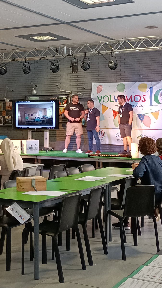 orgulldemestre's tweet photo. Vamos que esto empieza encuentro @GEGSpain #volvemos10x un placer vernos las caras de nuevo , un abrazo compañeros #esp18 https://t.co/ZKPQys7VID
