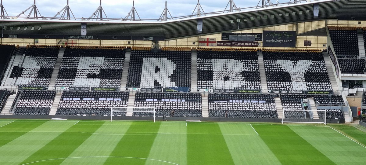84_club's tweet photo. ⚫️⚪️ Ready.

🐏

#dcfc https://t.co/MotINbskLV