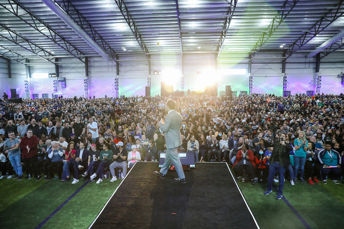 UWMLife's tweet photo. It was surreal to have @TomBrady and @JimGrayOfficial here motivating us at our company rally. From one 7-time champion to another, thank you! https://t.co/Xuzvzw3XVq