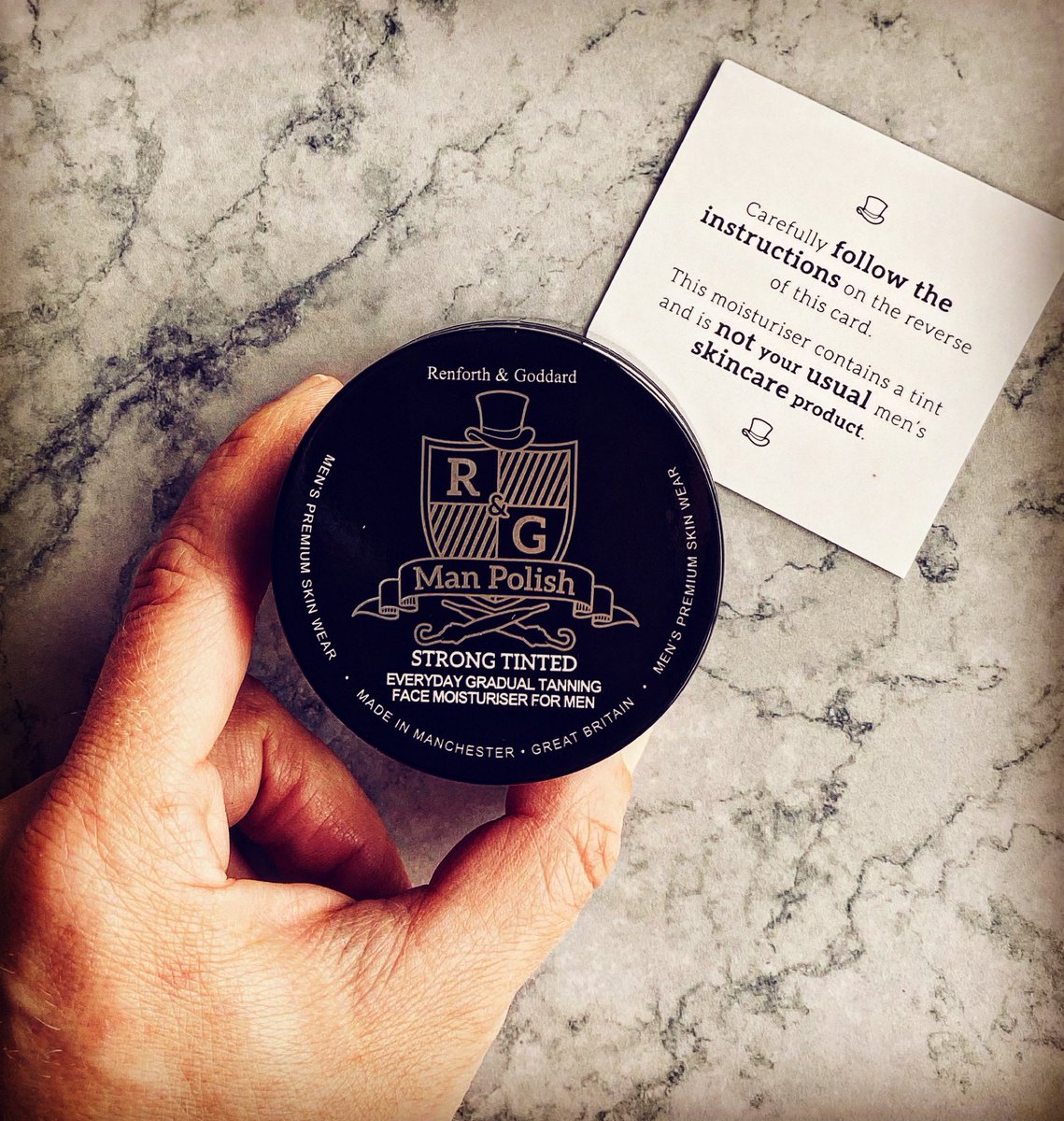 🎩🖤 #moisturiser #forhim #madeinbritain #manpolishmovement