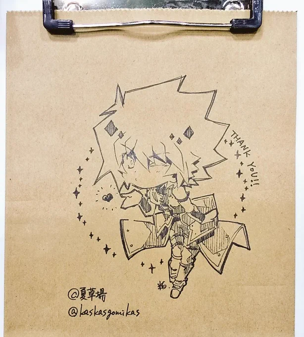 おかいもの袋に絵を描いたら、次いらした方に押し付ける儀式をしております。

対になるようにした使徒とヨハン。 