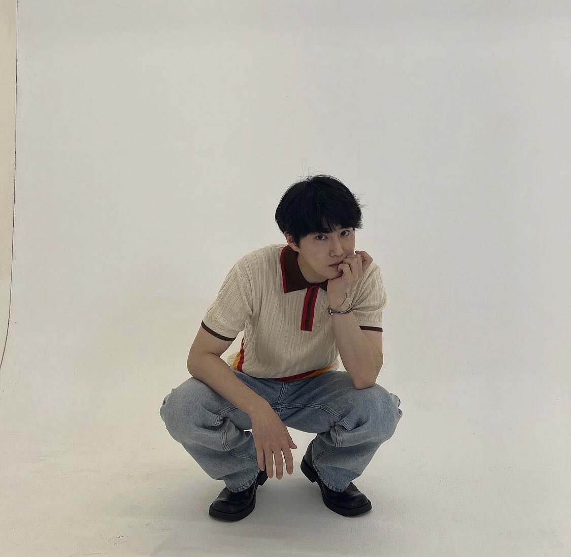 EXOPublicity's tweet photo. SUHO IG UPDATE

‘🫢’
@weareoneEXO https://t.co/ReegDNccjE