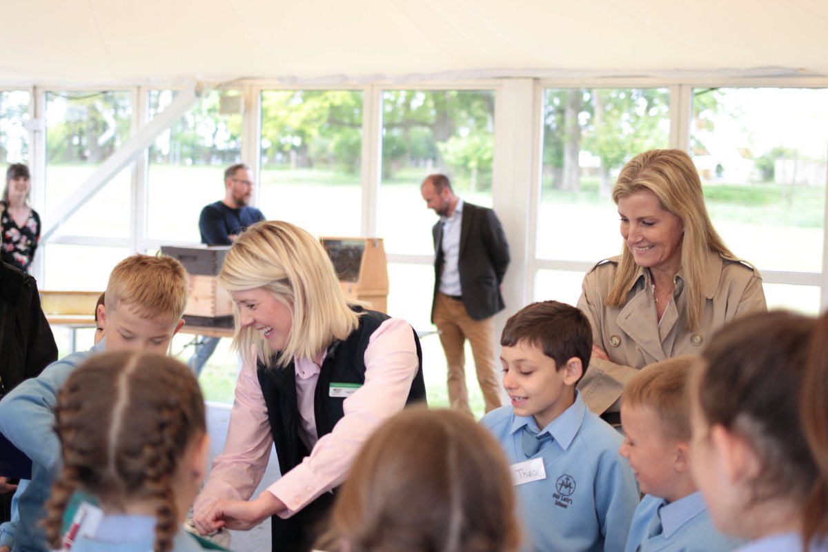 LEAF_Farming's tweet photo. A royal occasion! 👑
We were honored to welcome HRH The Countess of Wessex to @RagleyHall this week to commemorate our 30th anniversary. She toured the farm & joined children from @olcalcester as part of a @LEAF_Education visit. @RoyalFamily #LEAF30 #Regenerative @wynnbp
🌱🌏🚜 https://t.co/MHwHtgPF6I