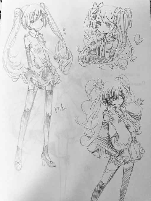 実家帰ったら中学の時……10年くらい前かな……の絵を発見しました 