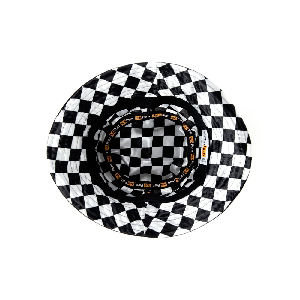 Pornhub's tweet photo. RETWEET to WIN our new satin-lined black bucket hat! 🤩 https://t.co/rsSilR5jkv