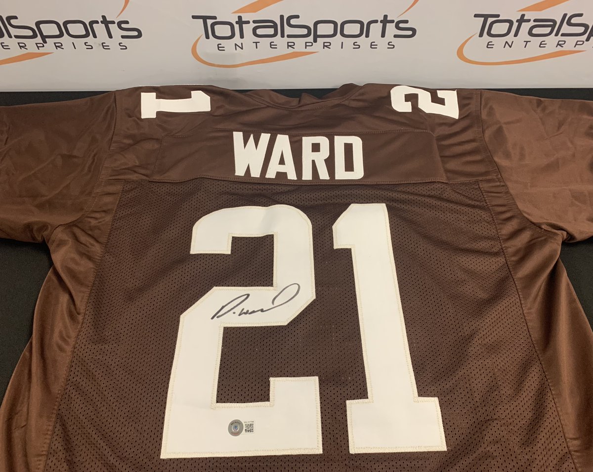 We're going to give a Denzel Ward autographed jersey to someone who retweets this tweet and follows us!

We'll pick a winner on Monday 5/9!