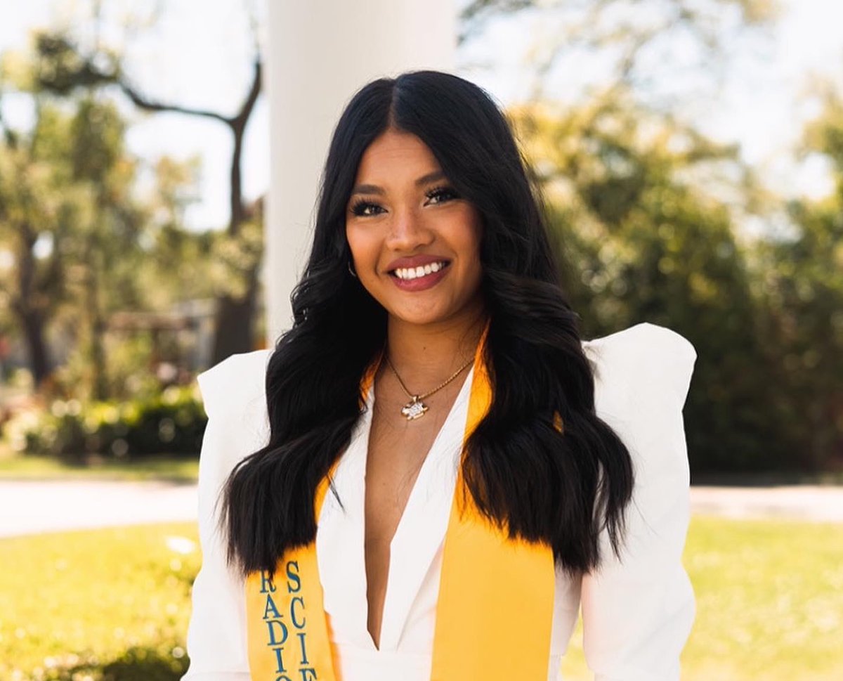 McNeese's tweet photo. Finals β
Poke Nation, we are officially one week away from Commencement! Make sure to tag us in your grad pictures for a chance to be reposted! ππ #McNeeseGrad #YouDidIt #DegreeTime https://t.co/pmupzgEzNL