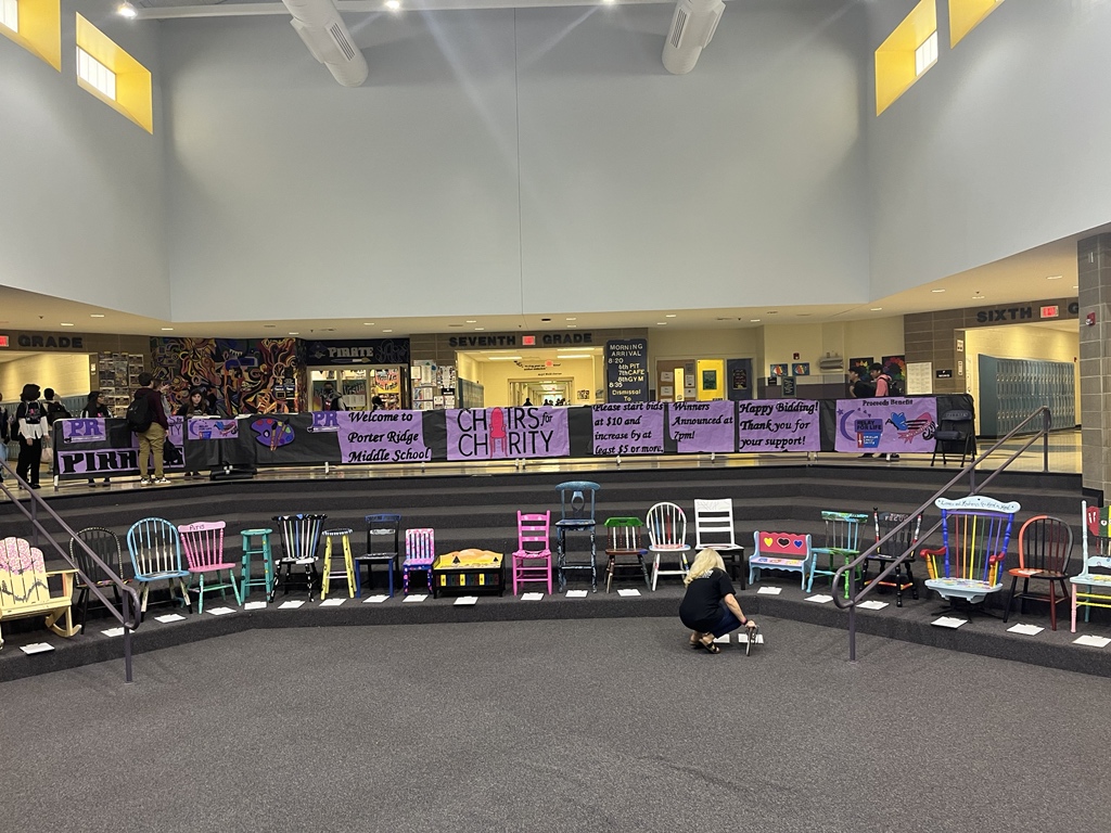 C_ConwayUC's tweet photo. It’s great to see events like Chairs for Charity returning to our schools. The students at @PorterRidgeMSNC are so talented! Take a bow Mrs. Durban and Ms. Hagler.  @UCPSNC @AGHoulihan #ArtsMatter ##BeTheBest https://t.co/Z0vbiXmN1t