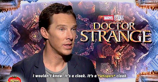 spndora's tweet photo. certeza que foi ideia do benedict colocarem uma cena do strange falando que não é capa e sim um manto, ele nao aguenta mais esse erro terrível https://t.co/IOEKUjVfx9