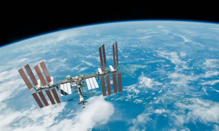 _spaceclass's tweet photo. Here are a few examples of our Earth orbiting spacecraft!
• ISS
• SMAP
• GOES T
• AeroCube10 https://t.co/sNFWYQxzE6