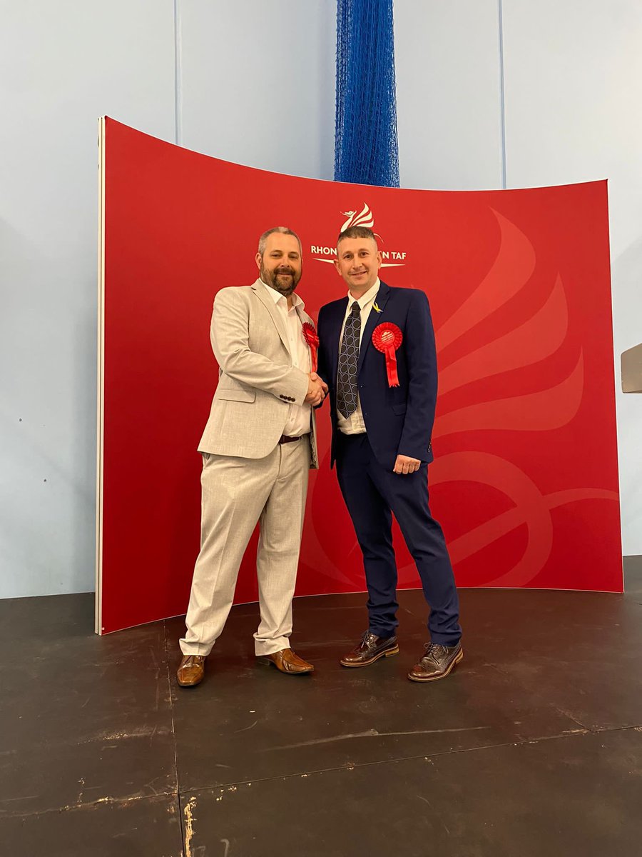 CllrWilliams's tweet photo. Humbled to serve the great people of the community I live in #PenrhiwceiberWard #Perthcelyn #Miskin @cllrfox https://t.co/mHGZc2ybTq