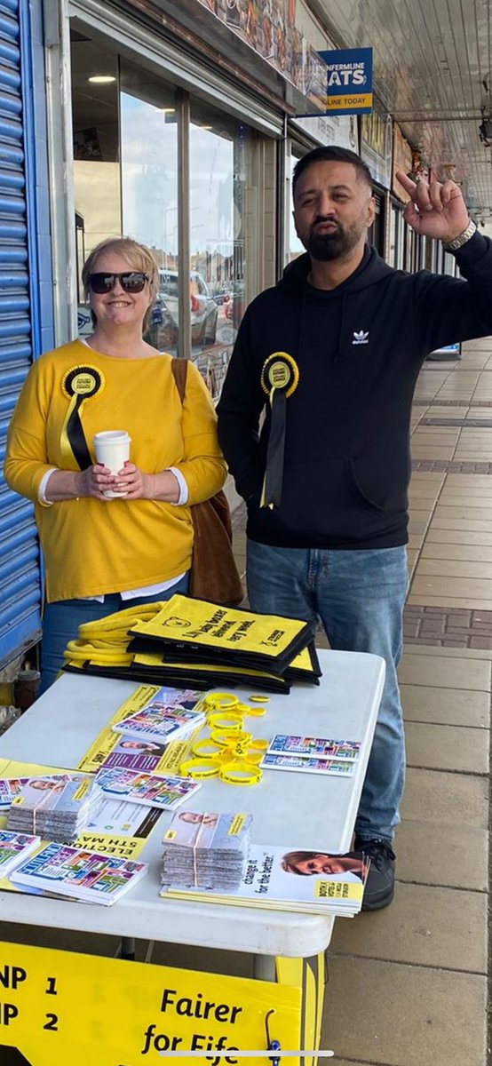 Naz Anis-Miah & myself have been elected by the people of #DunfermlineSouth as councillors. For both of us this is a huge honour & responsibility. Thank you to everybody whose support & hard work were crucial in the @SnpDunfermline success.
#ActiveSNP #Council22