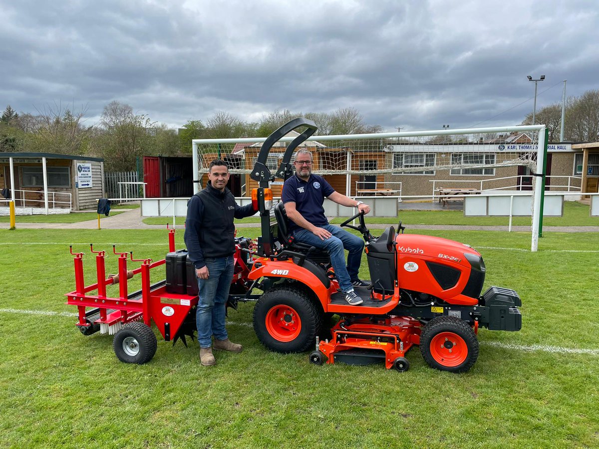Another happy groundcare customer 🎉
Salesman Matt recently delivered to Penycae Football Club a BX261 with cutter deck trailing a SCH combination turf groomer; to be used to cut &amp; maintain football pitches
<a href="/KubotaUK/">Kubota UK</a>  <a href="/SCHSuppliesLtd/">SCH (Supplies) Ltd</a>
#groundcare #grassroots