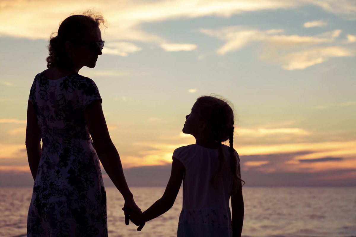 teens2006's tweet photo. Talking to @Journeywoman about mother / daughter travel

https://t.co/HBAyG4lCd0

#travel https://t.co/01NzvDDfeI