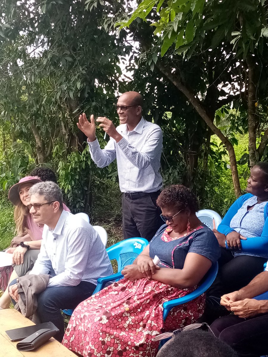_PABRA's tweet image. Visiting bean farmers in Siaya with @CanHCKenya &amp;amp; @kalromkulima
 Promoting healthier diets with nutritious beans #BetterBeans #FoodSystems