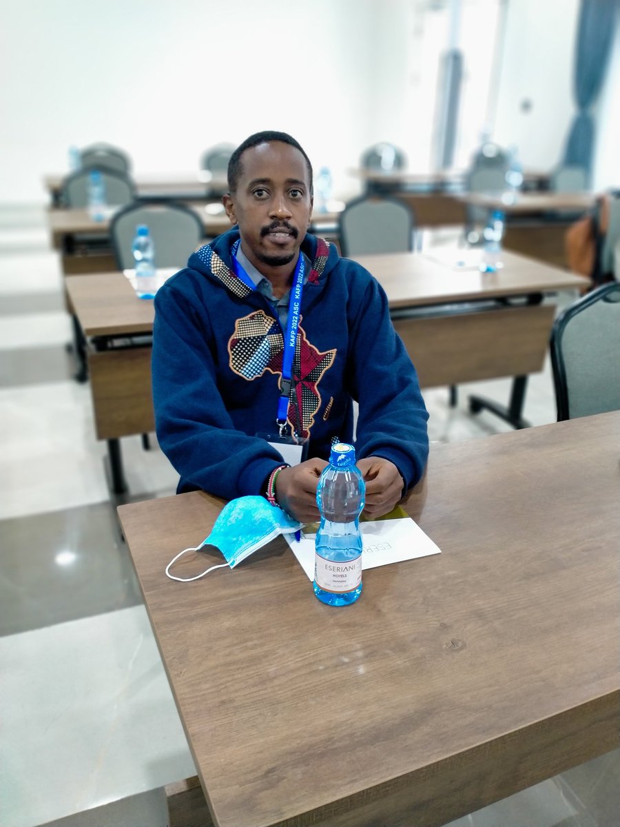 d_mutonga's tweet photo. Sharing my research work with colleagues #KAFP2022 Appreciation to the KAFP family @JKARAMANA &amp; my facility @HospitalMathari for the support https://t.co/XS2BI4vMR4