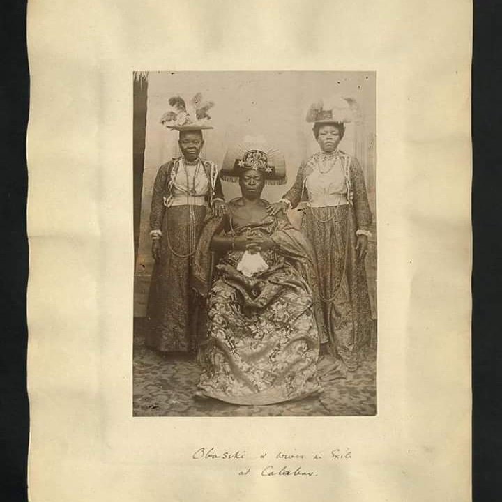 visit_benin's tweet photo. Oba Ovonramwen and his wives in Exile at Calabar. https://t.co/Ayaxch7gME