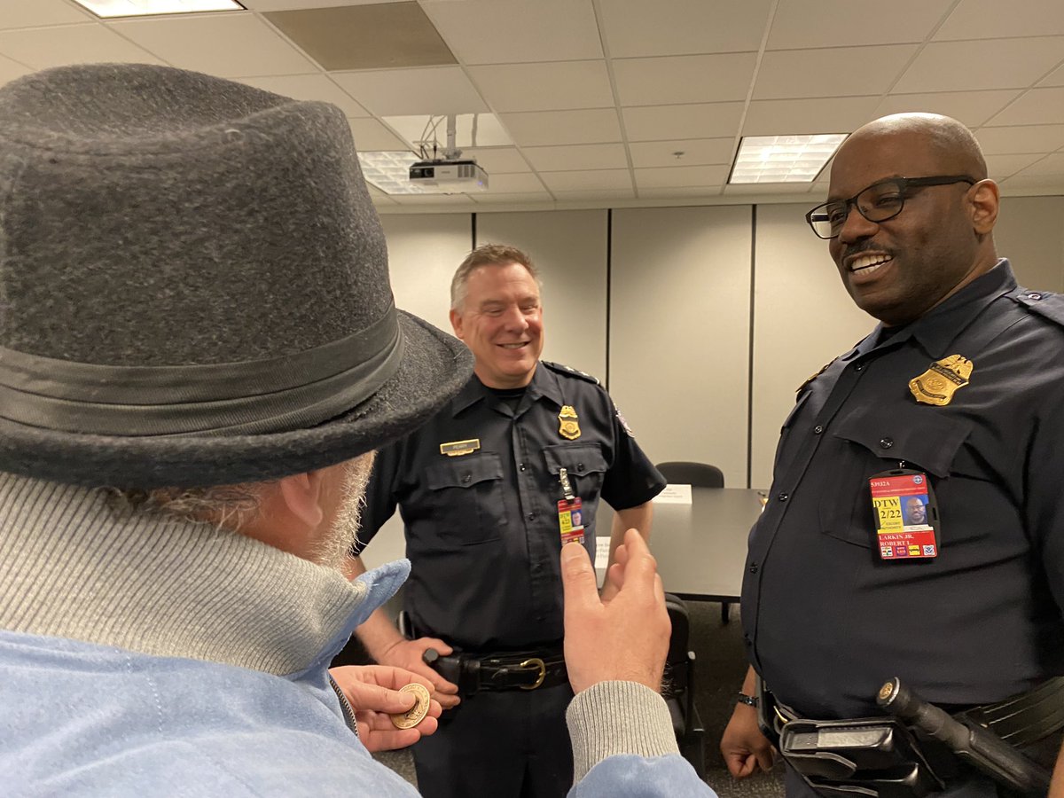 DFODetroit's tweet photo. Productive meeting & tour at @DTWeetin with our friends from @AHRCUSA. Special thanks to Port Director Robert Larkin for welcoming our communities to gain a better understanding of how our dedicated @CBP personnel protect our communities at our ports of entry. #CBPInTheCommunity https://t.co/sOFGthNgAB