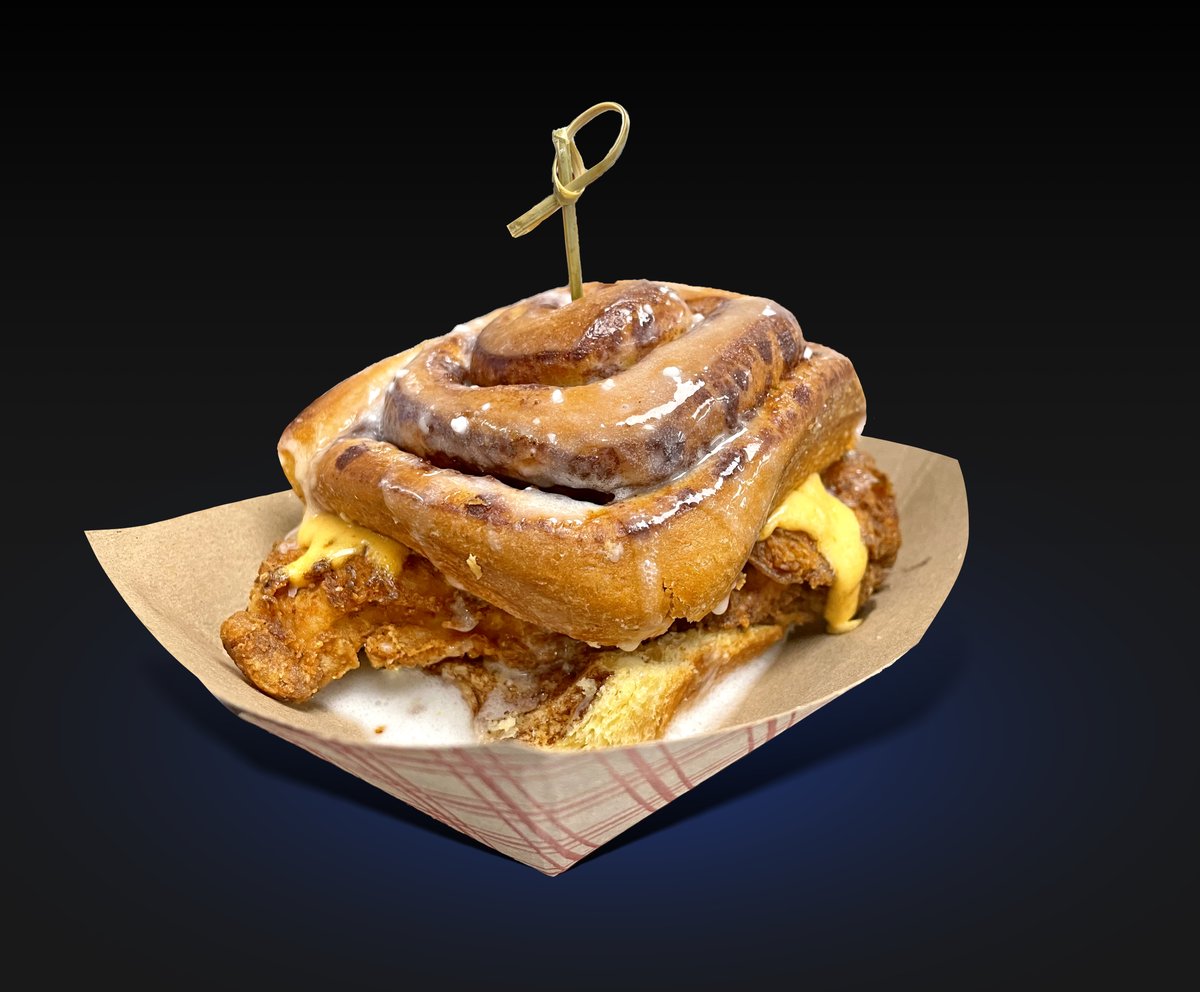 darrenrovell's tweet photo. New at @capitals game tomorrow:
Spicy Fried Chicken Sandwich on a Cinnamon Roll! ($16.59)
(via @AramarkSports) https://t.co/iEObdqG8yy