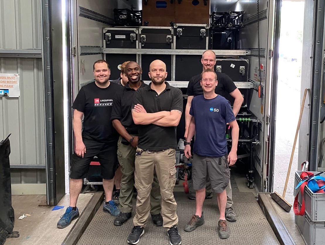 prguk's tweet photo. 🐈‍⬛ Another tour on the road! 🐈‍⬛ 
After a brilliant week of prep we’re #PRGProud to see our 10th rig with @CatsMusical making its way to theatres around Europe.
Have a great tour guys! 👋 💡 
#prguk #peopleproductionpossibility #catsmusical #catsinternationaltour #theatrelighting https://t.co/w4xKfoNNaO