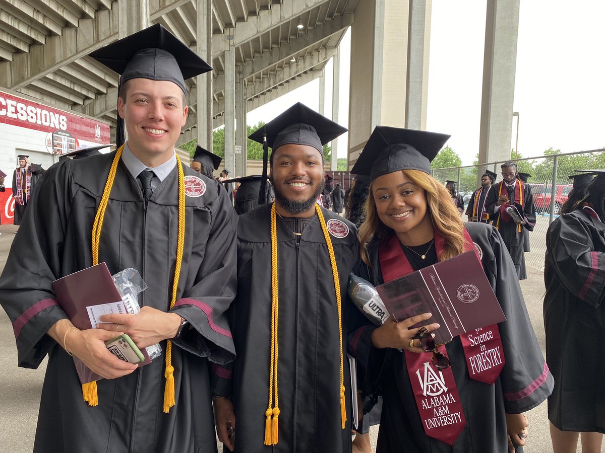 aamuedu's tweet photo. AAMU students are gathering at Louis  Crews Stadium for their Spring 2022 Commencement. “We’ll take the wind over rain!” #aamu #Classof2022 https://t.co/RGSHY5QEFZ
