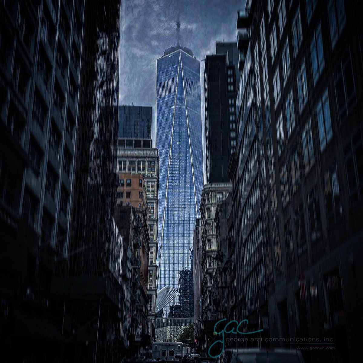 Standing tall amidst the gloom.

#georgearzt #georgearztcommunications #worldtradecenter #freedomtower #nyc  #newyork #newyorkcity #nycskyline #newyorkskyline #nycarchitecture #newyorkarchitecture #iloveny #ilovenewyork @OneWTC