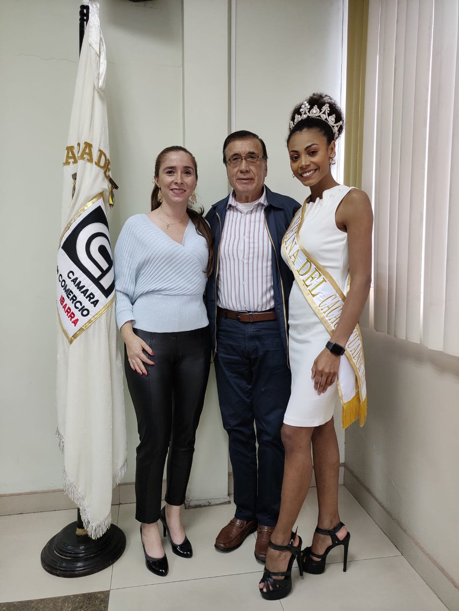 CCPIbarra's tweet photo. Con grata satisfacción, la @CCPIbarra  públicamente extiende una sincera felicitación a @milegusman por su destacada participación en la elección y coronación REINA DEL CACAO ECUADOR 2022 en representación de la Región Norte, habiendo resultado ganadora del certamen. https://t.co/9vhlxlDgmG
