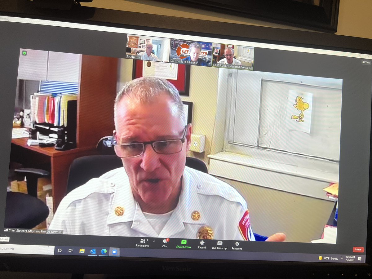 ToddJLeDuc's tweet photo. Great taping @LifeScanSaves @Donnie_Hutch podcast with @MaynardFire Chief discussing leadership, cardiac disease &amp; relationships. @AFD_Oke @foodonthestove_ @MassFireChiefs @5AlarmTaskForce @fireengineering @PIOMarkBrady @ChiefRubin @BostonFire https://t.co/YYVsSfc2Kg