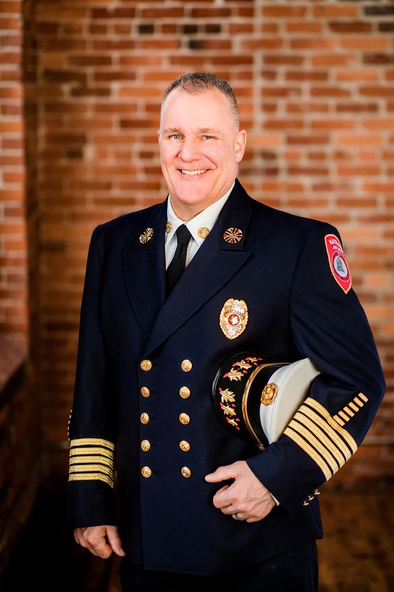ToddJLeDuc's tweet photo. Great taping @LifeScanSaves @Donnie_Hutch podcast with @MaynardFire Chief discussing leadership, cardiac disease &amp; relationships. @AFD_Oke @foodonthestove_ @MassFireChiefs @5AlarmTaskForce @fireengineering @PIOMarkBrady @ChiefRubin @BostonFire https://t.co/YYVsSfc2Kg