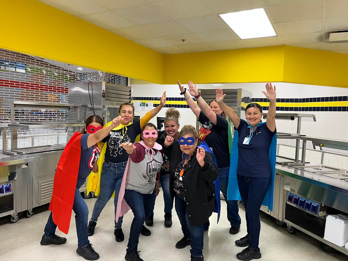 JudsonISD's tweet photo. Today and everyday #Judson ISD celebrates, #SchoolLunchHeroDay! π¦ΈββοΈπ¦Έ
We honor & appreciate our hard-working cafeteria workers in the Judson ISD - Child Nutrition Department. Thank you to all our School Lunch Heroes for helping to feed our students and staff, everyday! π« #SLHD22 https://t.co/7S5cnq5kzc