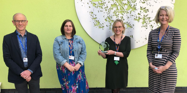 OxfordHealthNHS's tweet photo. CONGRATULATIONS! In an event fitting to the Maternal Mental Health Week May 2-8, Consultant Psychiatrist Dr Amanda Elkin from Bucks #Perinatal Mental Health Team was presented with her Exceptional People Award at #Whiteleaf Centre. https://t.co/6uYrOUWXSX https://t.co/KXlcMcanjc