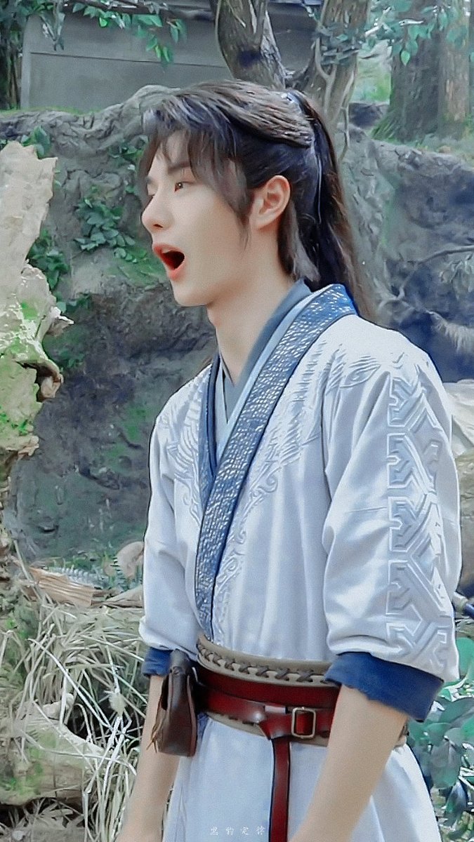 littlelioness85's tweet photo. Pretty and cutie YunYun before going to bed 😘

#WangYibo https://t.co/tBDhTEFxpg