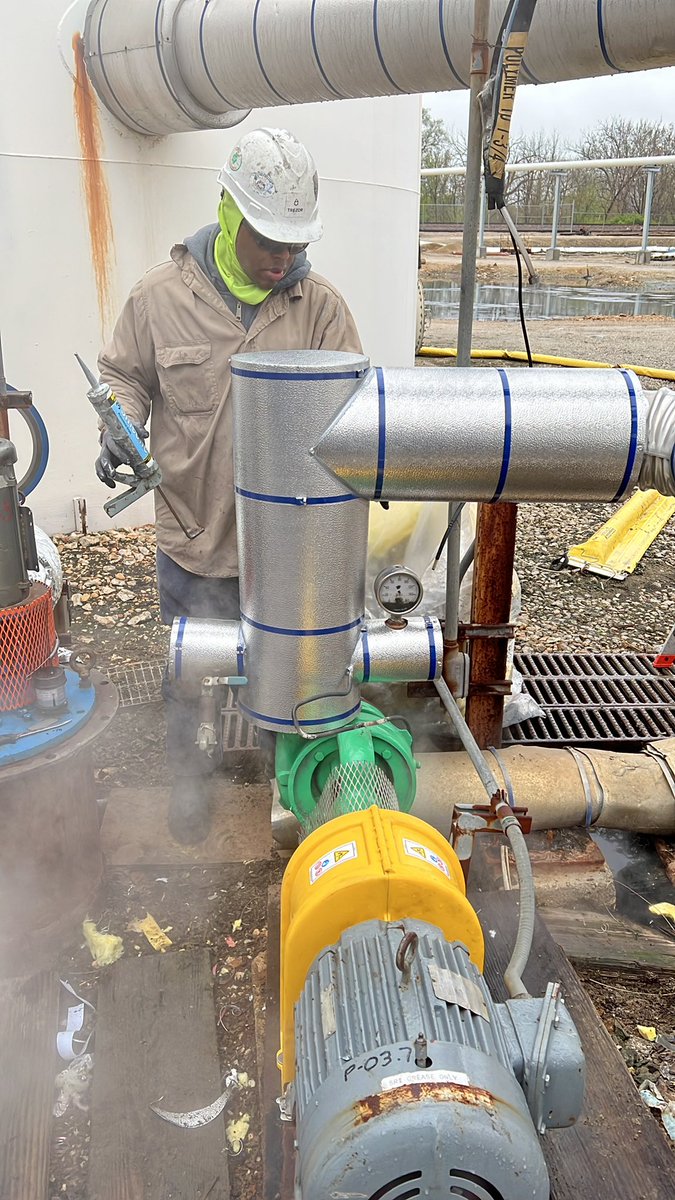 Martymart26's tweet photo. Apprentice is finishing up but the finished product came out nice 💪🏼 ⚒️ #UnionPride #Local17 #HeatAndFrost #UnionInsulators https://t.co/mVQQgnOusx