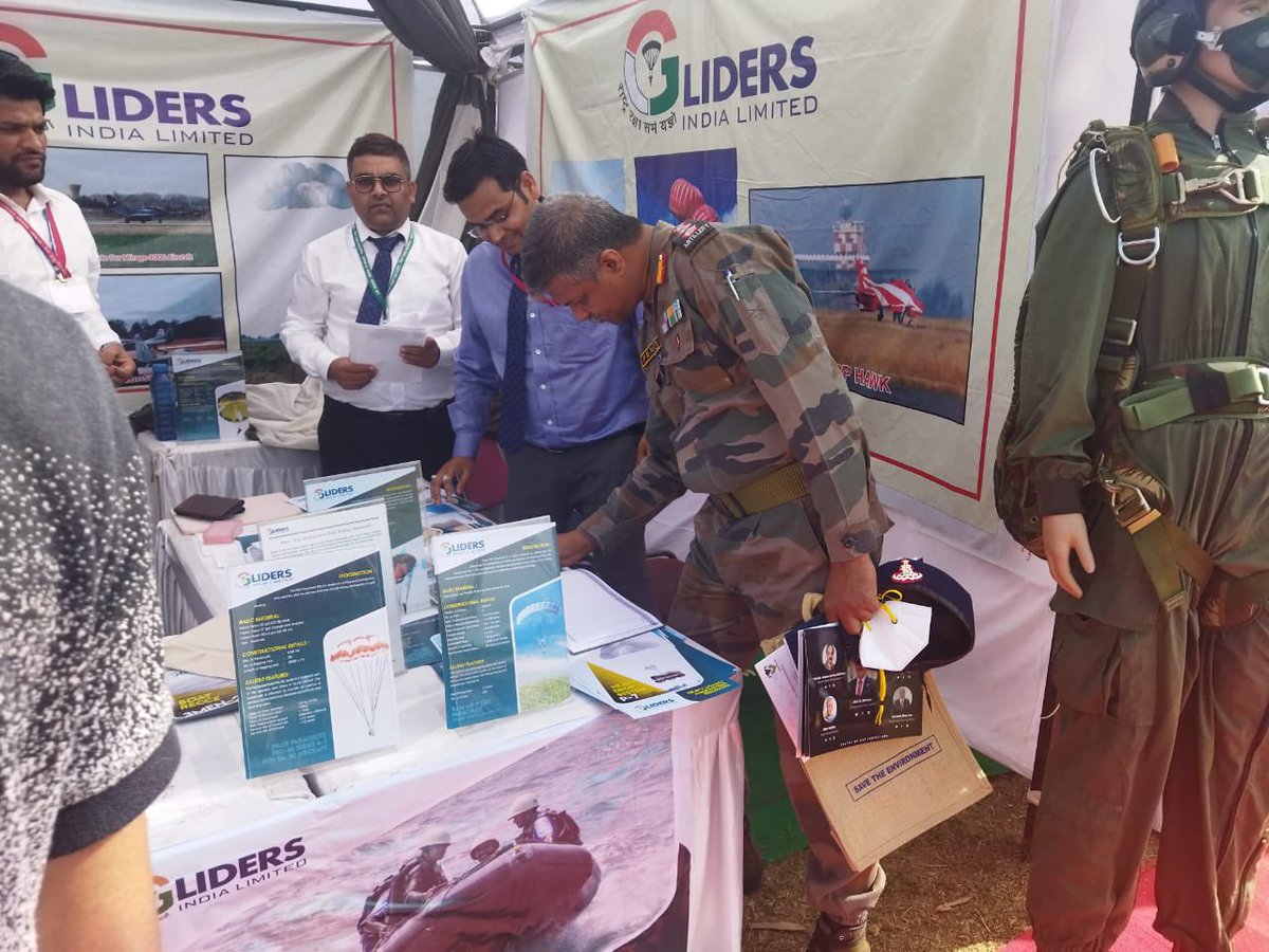 SurendraDhapod1's tweet photo. #Northtech Symposium at  16 corps Base Work Shop Udhampur , Gliders India Limited Participating … https://t.co/ejQWShg7Hz