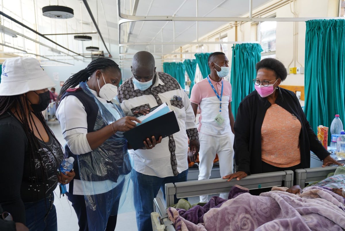 GP_CommSafety's tweet photo. MEC @FaithMazibukoSA is currently at Baragwanath Hospital casualty ward to offer support to the victims of the Chicken Farm shooting ordeal and wish them well on their journey to full recovery. #GPCares #TakeCharge https://t.co/8H3kzQR8oW