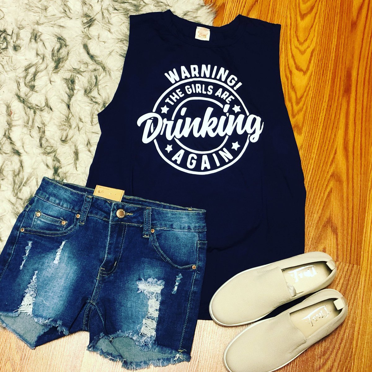 Sugarbabesboutq's tweet photo. Do you need a warning label?! ⚠️😂🙋🏻♀️ Boutique is open til 5pm!
Order online here👇🏻
https://t.co/9HkfMXHpw7
#boutiquestyle #boutiques #shopSBB #boutiquefashion #girlswithstyle #shopindy #boutique #boutiqueshopping #styleinspo #shopnow #warning #thegirlsaredrinkingagain https://t.co/sWQVr8Ga9K