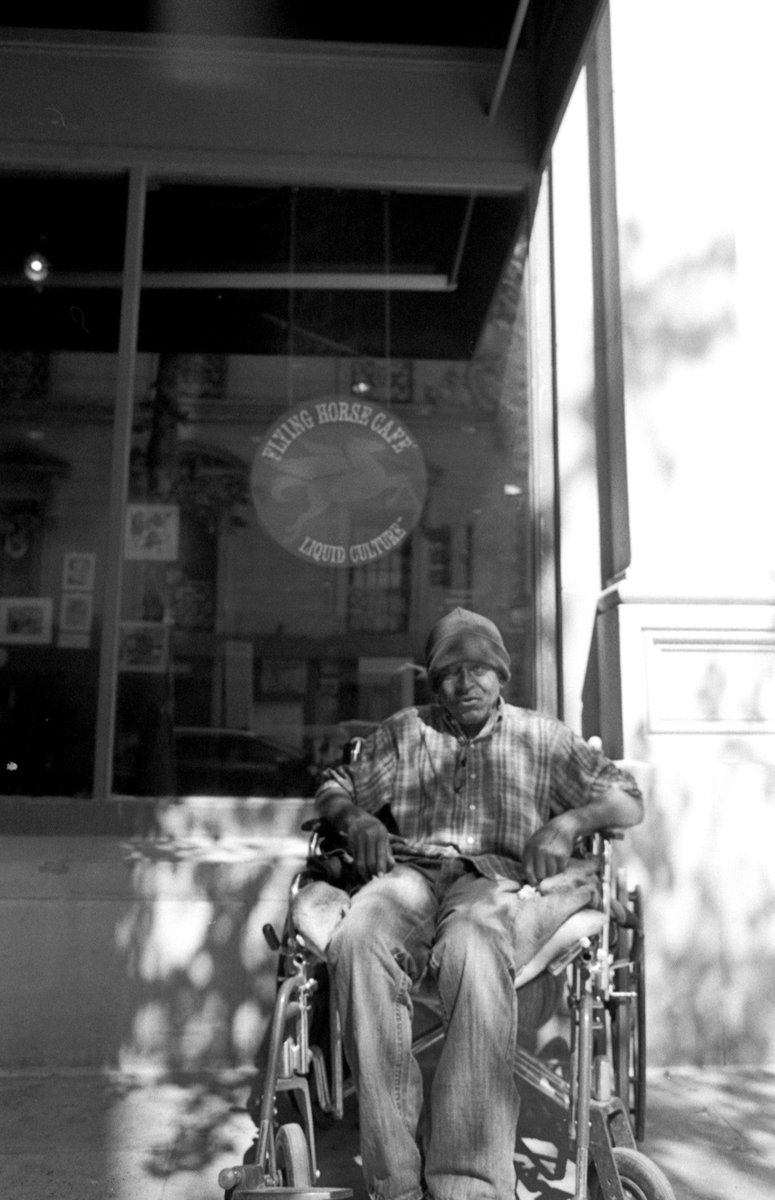 wevegotnostyle's tweet photo. Some street portraits of a man I met near AT&amp;T Discovery District in Dallas. We talked for a few minutes and I asked if I could take a few photos. I wish I could do more. #streetphotography #leicam2 #voigtlander28mmf2 #hp5 #ilford https://t.co/PlZtLD45lX