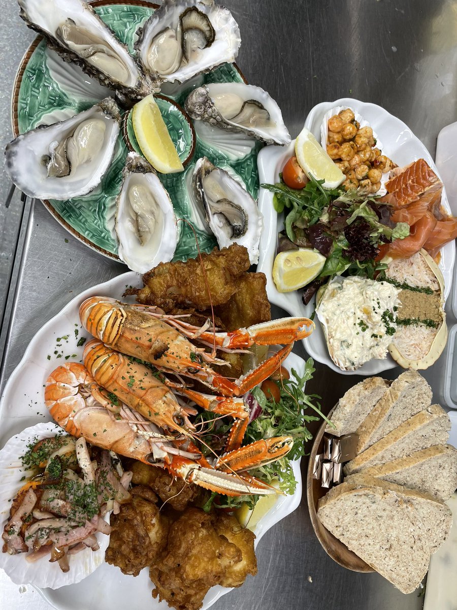 applecrossinn's tweet photo. Can we throw together a seafood platter for 3 people at short notice? Of course we can 😃
Oysters, scallops, Applecross bay prawns, squatties, dressed crab, monkfish, cold smoked salmon, hot smoked salmon, crab and mango and haddock. Beautiful 😘 https://t.co/pC7yolqHP4