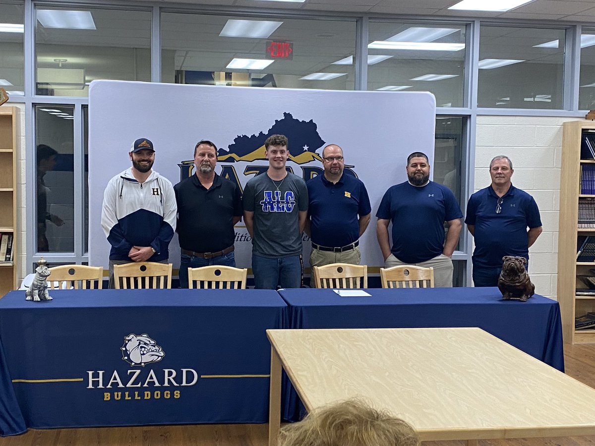 Big day in Hazard! Garrett Miller and Dawson Duff signed with <a href="/ALCeagles/">Alice Lloyd College</a> baseball this morning. Full story tonight on <a href="/WYMT/">WYMT</a> at 6!!