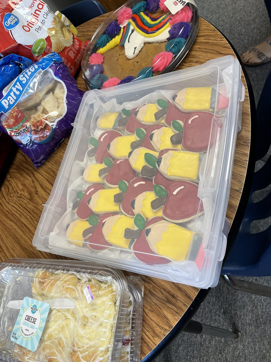 We have really felt the LOVE from our Little Bucs parents this week for teacher appreciation! Thank you ALL!!! ♥️ #GISDlilbucs